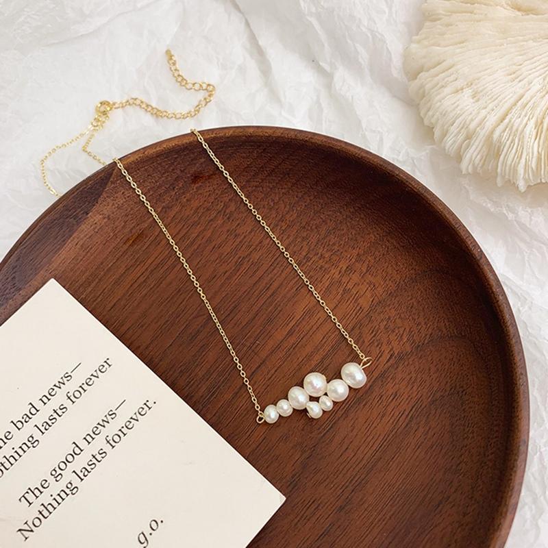 

Chains Pearl Interlaced Clavicle Chain Female Summer Necklace Accessories Tide