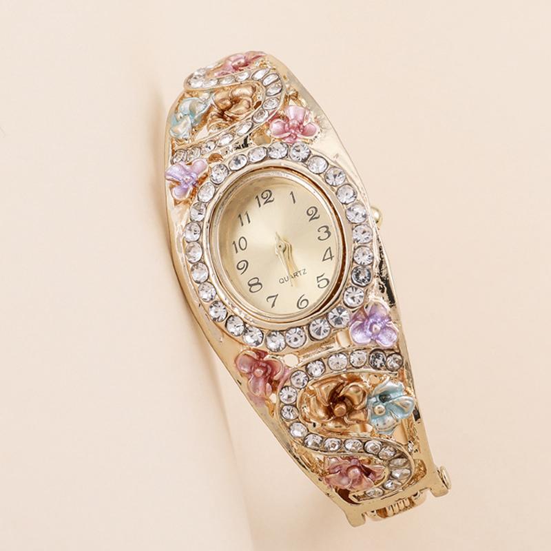 

Elegant Women Dress Watch Flower Design Luxury Diamond Loyal Casual Quartz Bracelet Clock Reloj Fashion Lady Bangle 2021 Chain Wristwatches, Light blue