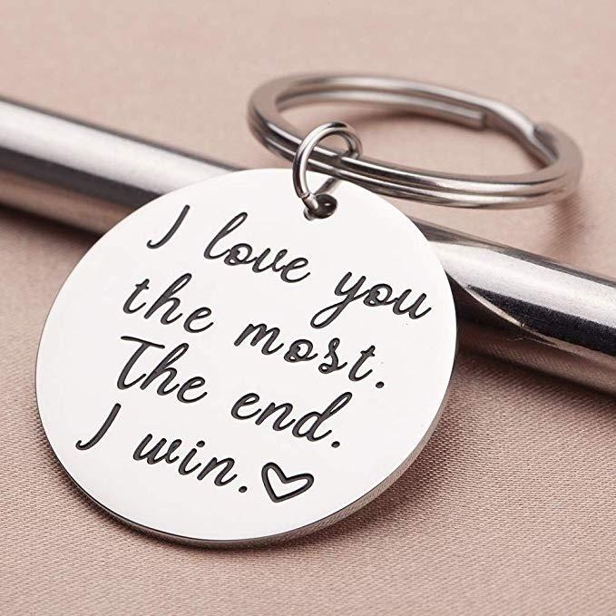 

Keychains Romantic Couple Keychain For Husband Wife Boyfriend Girlfriend Valentine Gift Anniversary Birthday Wedding