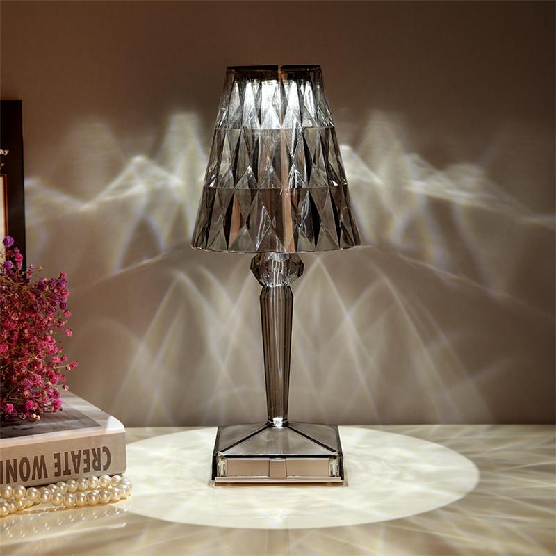 

Table Lamps Nordic Italian Touch Lamp USB Kartell Battery Desk Sensor Bar Light Decor Restaurant Romantic Fixture Bed