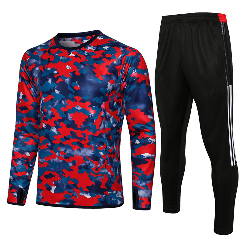 

Round neck Bayern blue and red football track suit sports training suit, Gray