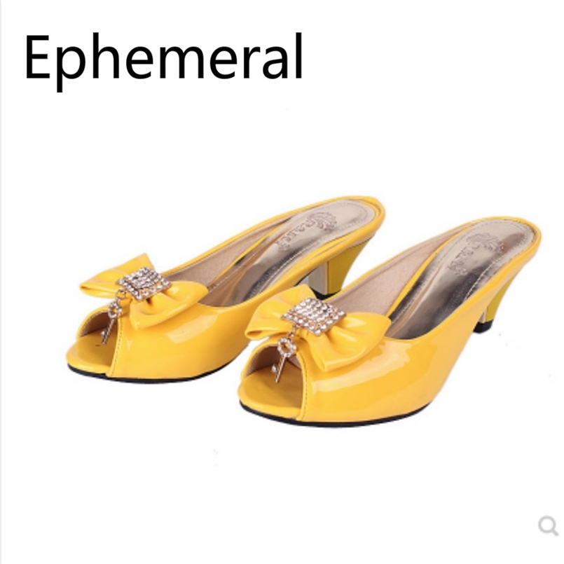 

Ladies Spike Heel Slides Peep Toe Patent Leather Shoes Crystal Bow Slipper Med Outdoor Footwear Sweet For Summer Black Blue 210607, White