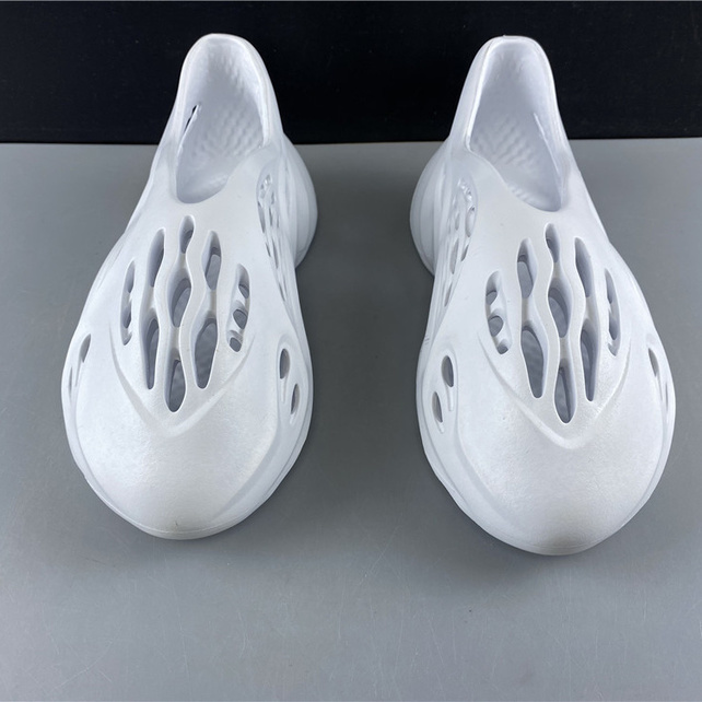 Yeesy Boost Boost Banquette Banquette Banc noir Pantoufles Vert Blanc Kaki Hommes Femmes Intérieure Sandale extérieure Basketball Chaussures de b