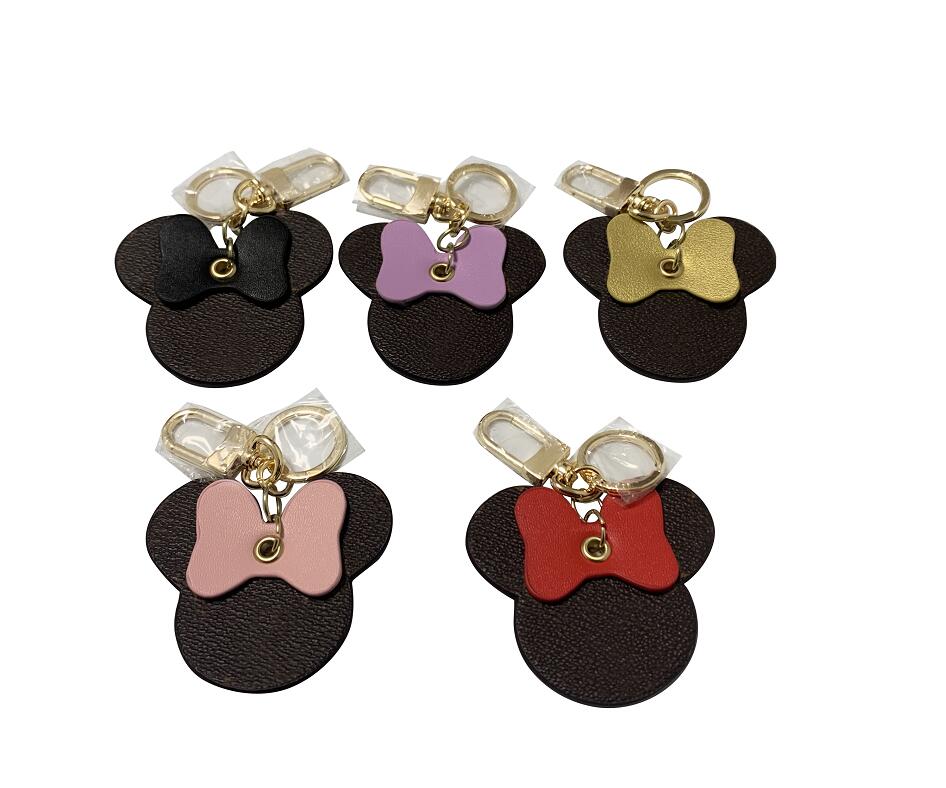 

2021 key chain with box lover gift handmade leather men women bag pendant accessories 5 colors free delivery