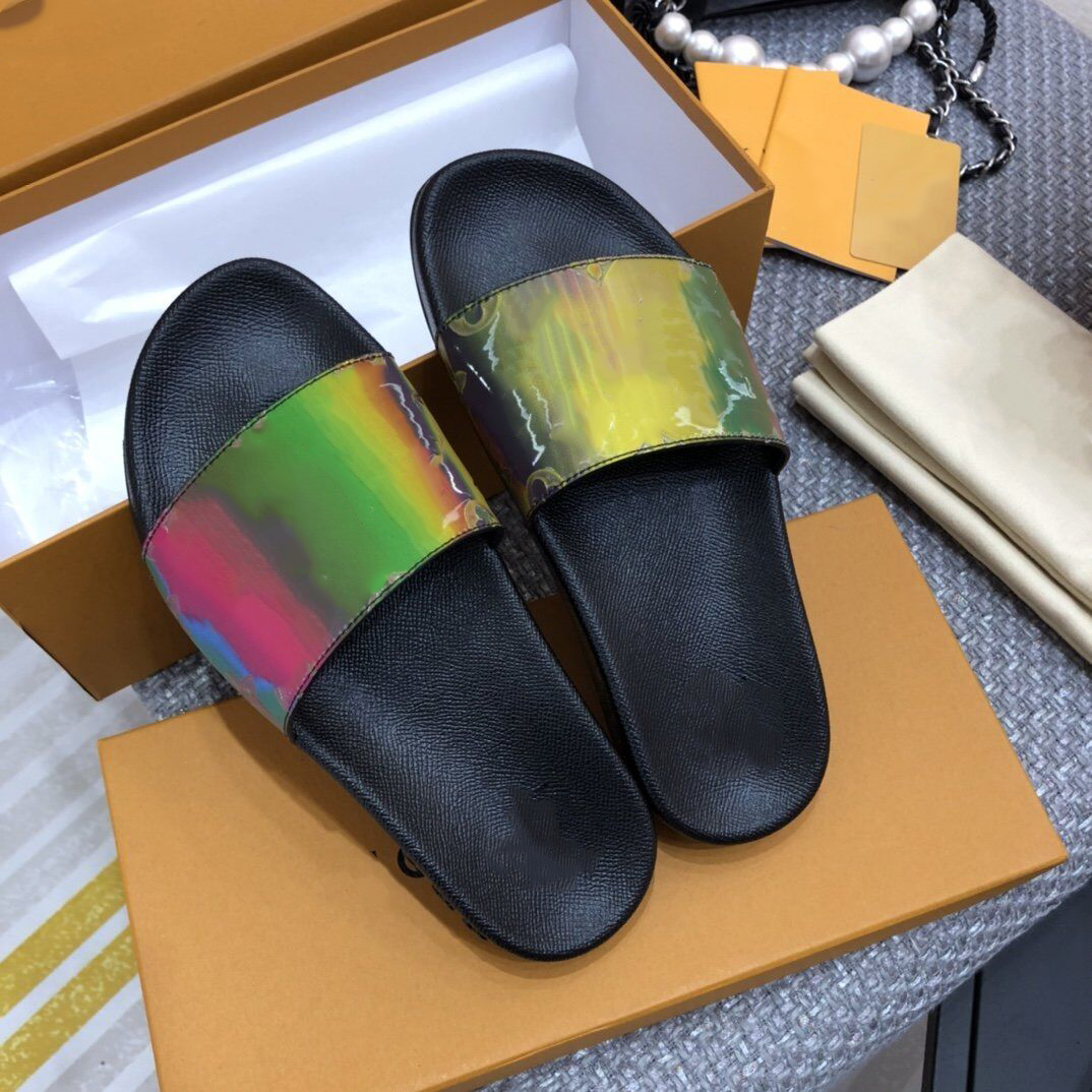 

Mens Womens Slipper Laser Summer Sandals Beach Slides Pretty and Colorful Fashion Slippers Ladies Sandali Firmati Da Donna Shoes Classic Gra, Black