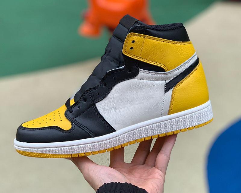 

Jumpman 1 high OG Mens basketball shoes 1s Hyper Royal University white Yellow Toe black hook Womens Luxurys Designers Topsport Outdoor Sneakers with box, #1