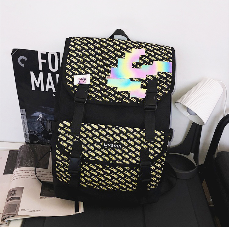 

Men's women's fashion outdoor sports backpack student printed school bag, large-capacity travel street trend hip-hop style with animal pendants and badges, Grey