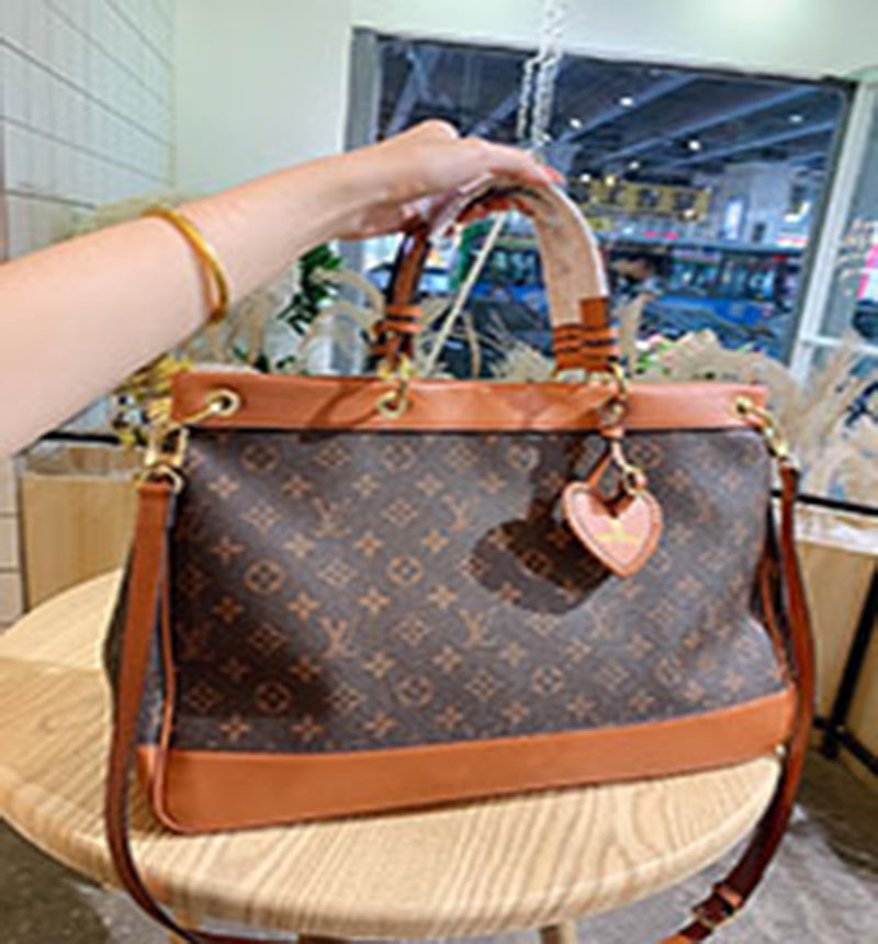 

Car Key Luxury Designer Bag Ladies Shopping Bags Classic Large Capacity Women'S Messenger Handbag Shoulder Packet Phone Bale Wallet Brand Logo Pack, Bag size cm: 40x31
