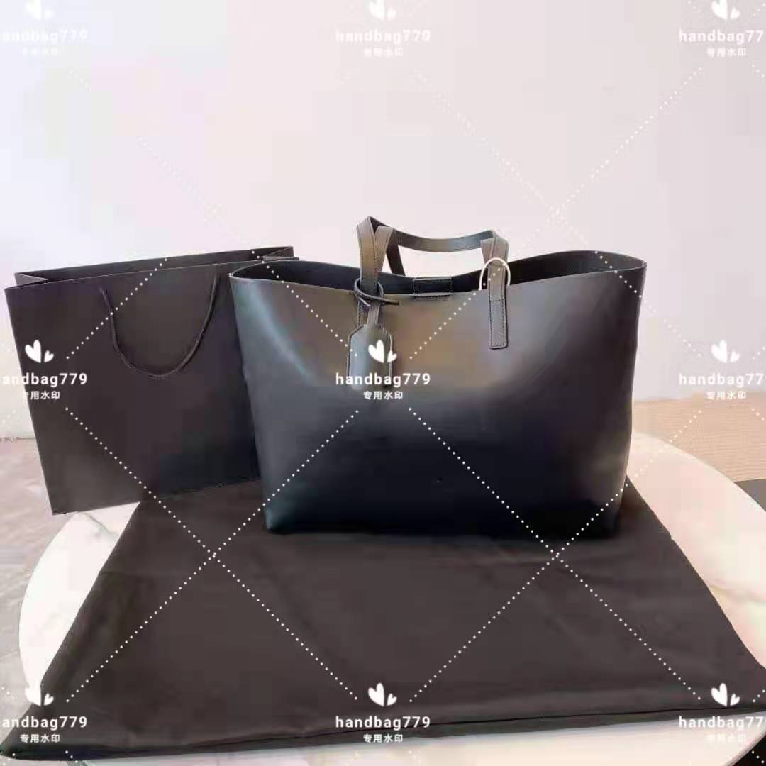 

Luxury Classic Toth Shoulder Bag Business Travel Shopping Large Volume Notebook with Small Pack of Leather Fabric Metal lettering logo hangi