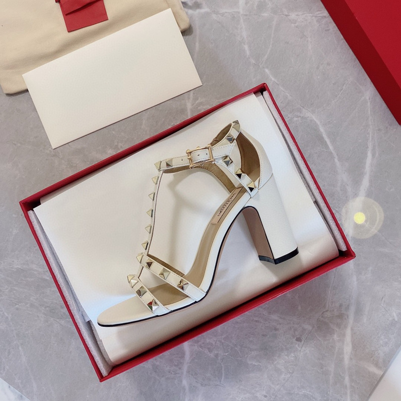 

Classic Sandals 2021 high-end quality 34-41 leather rivet thick heel 8.5 cm fashion sexy ladies high heels, Black