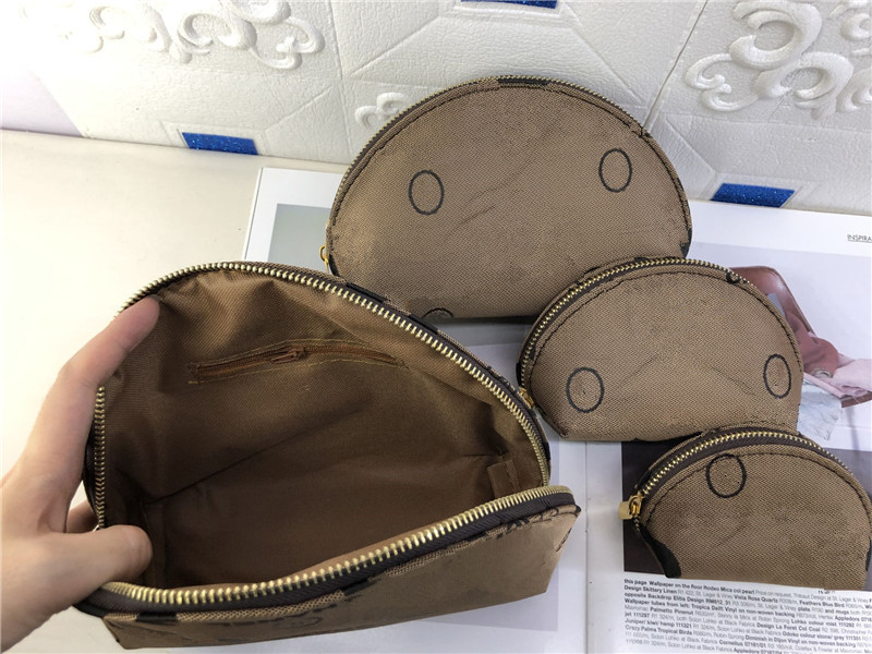 

Designers 4 pieces a set Makeup bags travel pouch women purses organizador toiletry casual commuter cosmetic bag