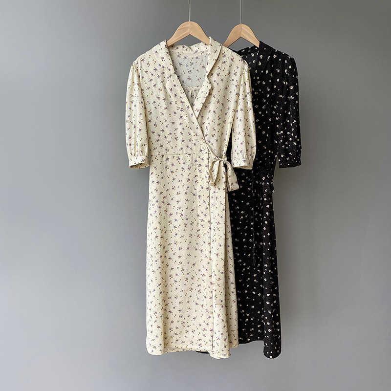 

Retro V-neck Floral Print Chiffon Dress Women Summer Lantern Sleeve V-Neck Long 210607, Black