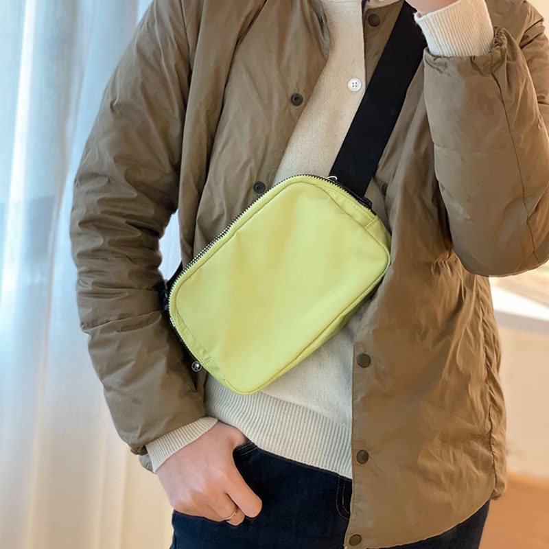 

1L Capacity LU Waist Bags Men Women Sport Runner Fanny Pack Belly Waist Bum Bag Fitness Running Belt Jogging Pouch Back Chest Bags, Red