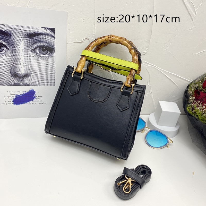 

ALMA BB Designer handbags Shoulder bag New bamboo handle crossbody bagss Embossed cowhide with woven Ladies wallet Totes luxury bags, Yellow wallet