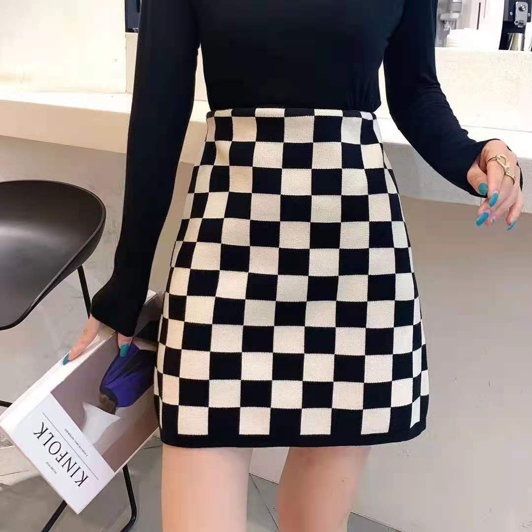 Skirts 2021 Black-and-white Checkerboard Knitted Women's High Waist Thin Wrap Short Modern A-line Skirt-image-728359098