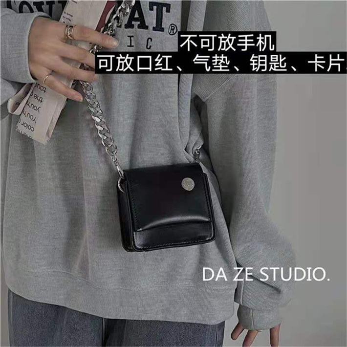 Designers Duffel Bags 45CM 55CM luxury large capacity travel sale High quality women men Genuine Leather shoulder Fashion bag carry rivets with l-image-708949756