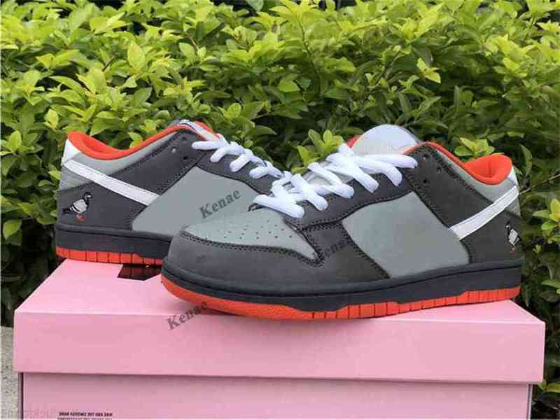 

Release Dunk SB Staple NYC Pigeon Low Skateboard Shoes Men Women Medium Grey White Dark Dove Athletic Sneakers With Original, White;red