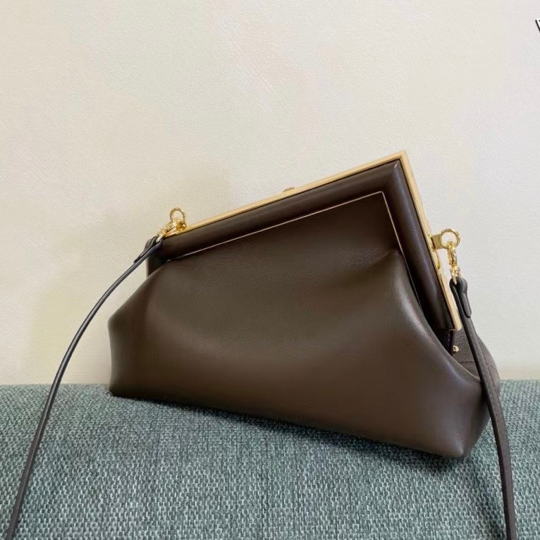 

Ladies high quality leather hand wallet designer fashion messenger one-shoulder evening bag Dicky0750 portable card holder women's wholesale, Ribbon(not for sale separately)
