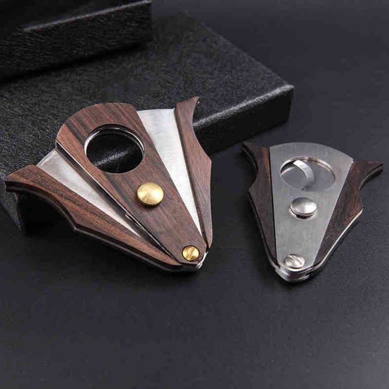 

Sandalwood cigar knife scissors double-edged personality bat shape cigar scissors Cuba cigar accessories wholesale spot can print logo xs
