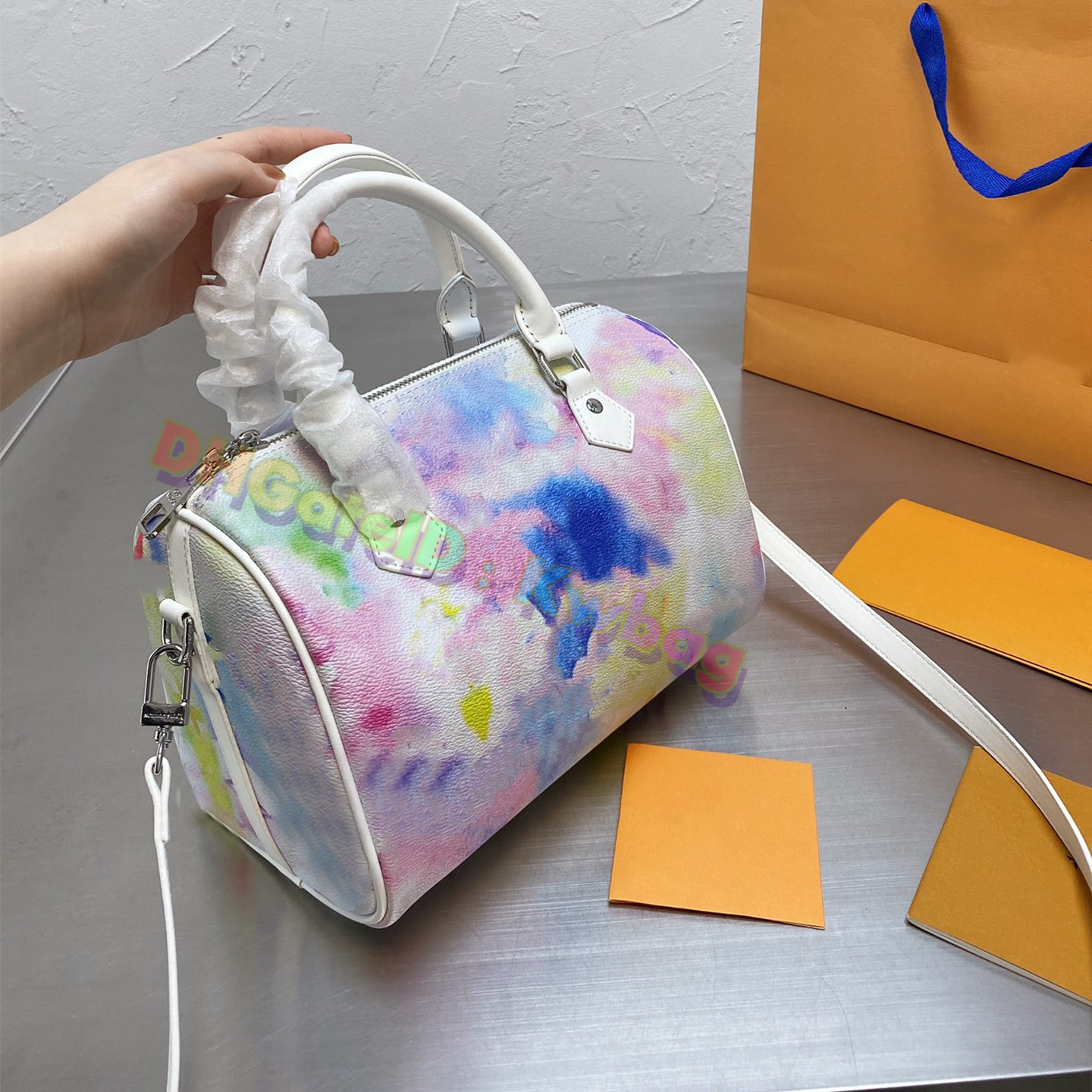 

2021 summer Fashion Ladies travel Cross Body Bags women Classic colorful Printed graffiti Pillow bag Totes Shoulder Handbags Luxurys Designe