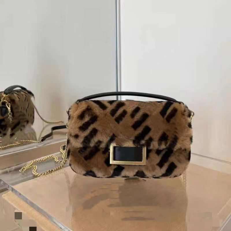 

2021 Cleo Underarm bag shoulder bags luxury handbags High quality Designer Crossbody wholesale, Brown