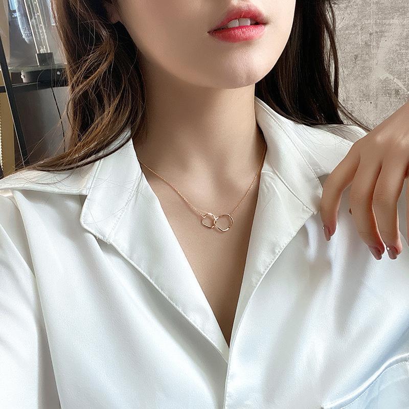

Chains Metallic Geometric Double Ring Interlocking Necklace Women Net Red Collarbone Choker Chain Long Simple Wholesale Personal