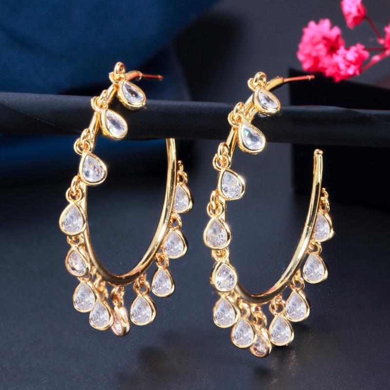 

Hoop & Huggie ThreeGraces Trendy Cubic Zirconia Crystal Gold Color Small Earrings For Women 2021 Fashion Korean Style Jewelry ER697, Golden;silver