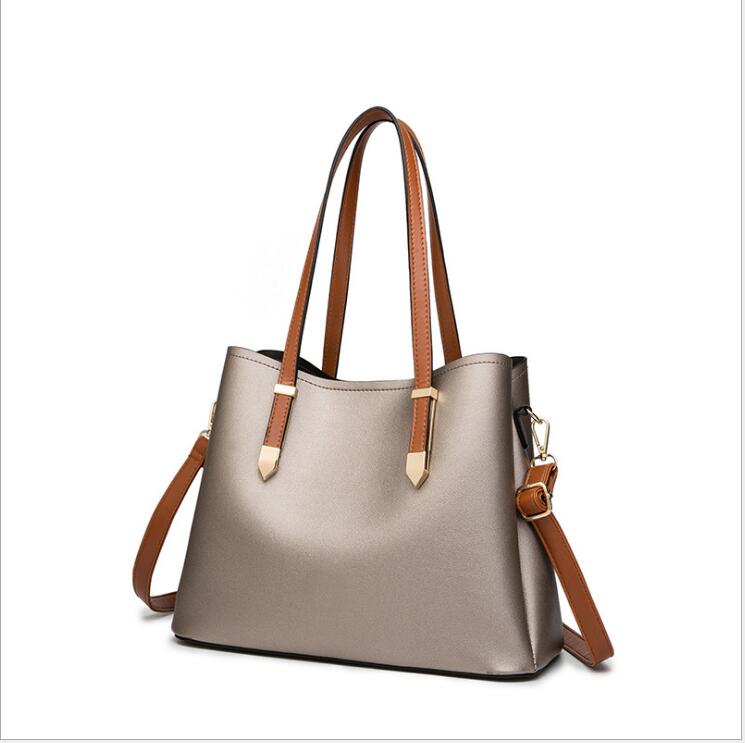 

IG order link please read Detailed description to know more crossbodybag 103, Black