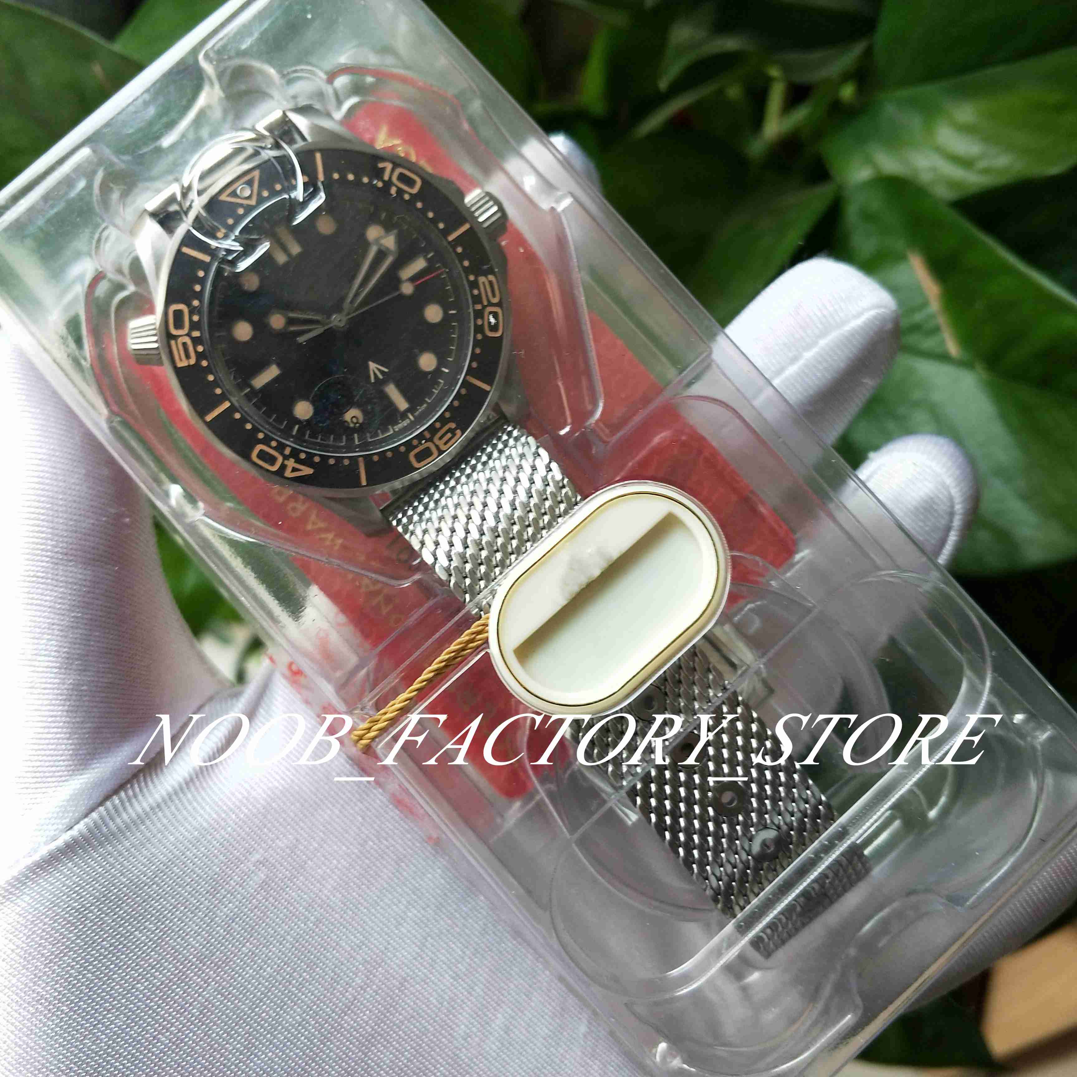 

VSF Factory Watch 007 No Time To die 42mm Titanium James Bond Men's Cal.8806 Automatic Movement NAIAD LOCK Clasp Spectre Men Sport Watches