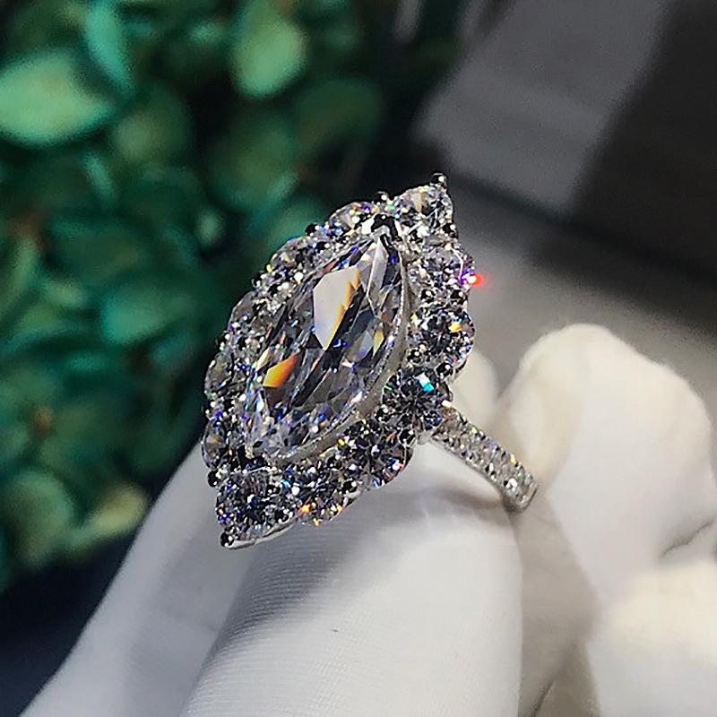 

Cluster Rings S925 Sterling Silver Color Jewelry 3 S Diamond Ring Women FL Anillos De Bizuteria Gemstone Solid 925, Golden;silver