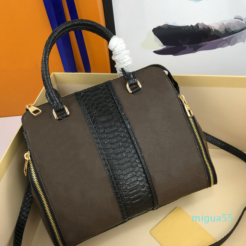 

Designer Tote bag Fashion classic three in one killer handbag Leather
