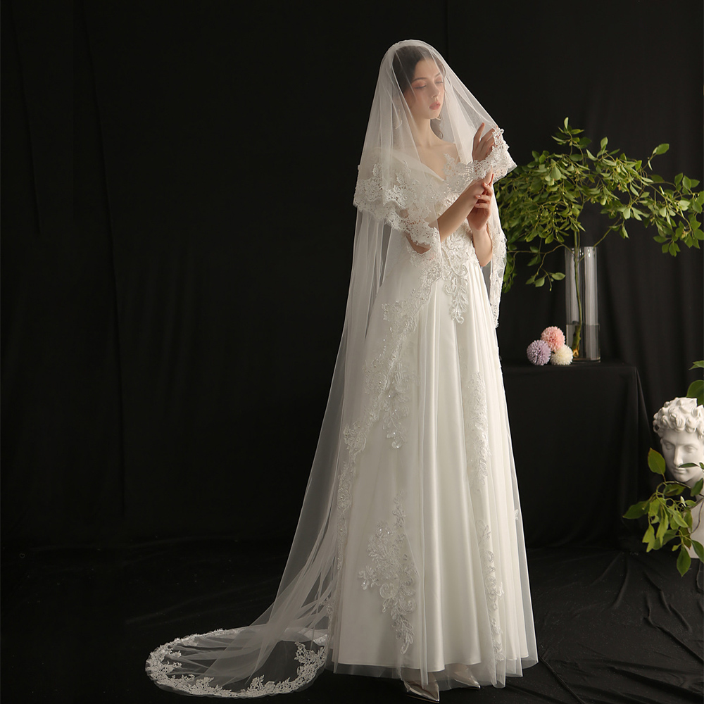 

2.3*1.5m Wedding Veils 2021 Latest Soft Tulle with Special Applique Edge Bridal Headwear Accessories High Quality, Same as picture