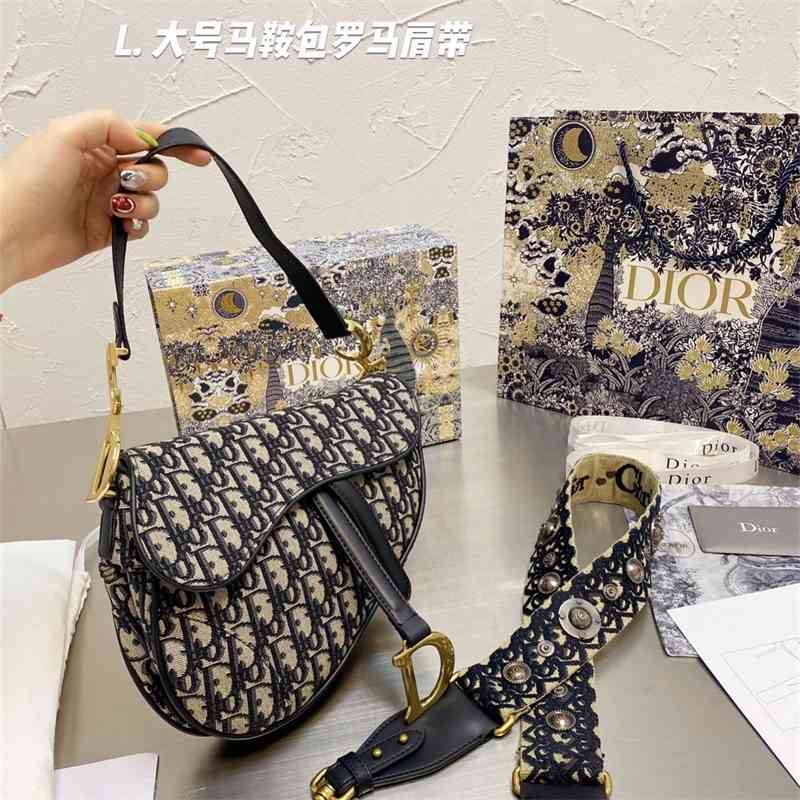

Di Saddle Bag Cowhide Embroidery Cd Button Chain Cross Fashion Women's Bag Old Flower Shoulder Bag