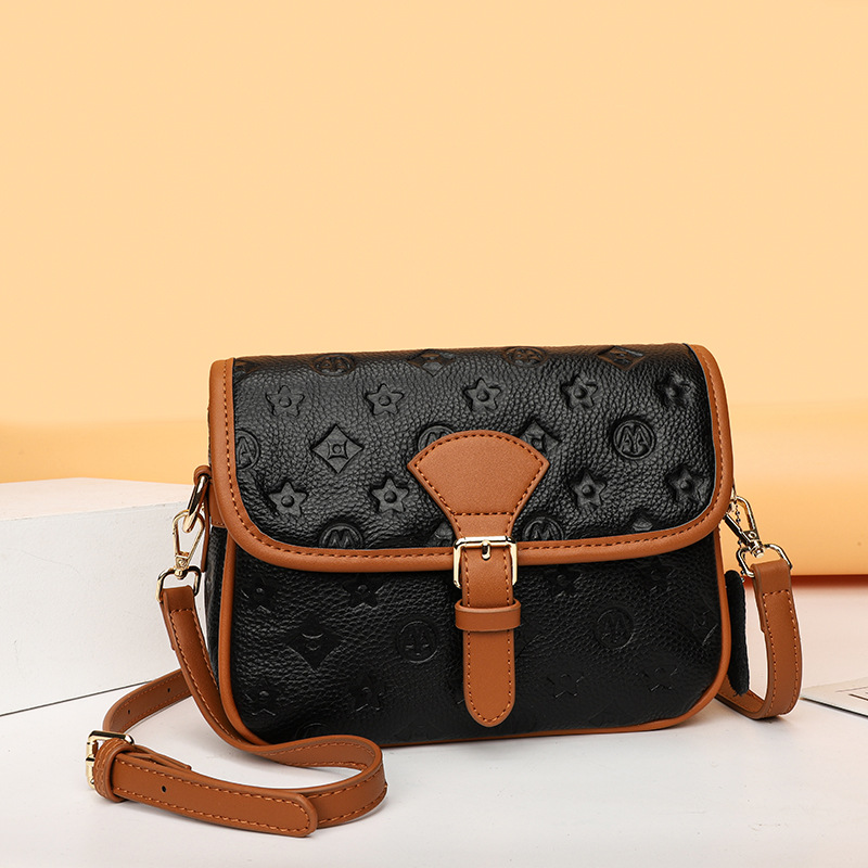 

Fashion design leather single shoulder cross-body bag 2021 women's retro embossed small square bags, Creamy-white