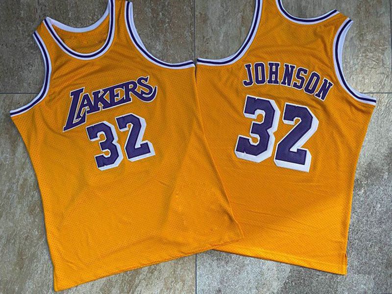 

2021 Vintage Men Retro Classic Basketball Jersey Earvin 32 Johnson Yellow Dense embroidered jerseys Shirts Breathable short Size S-2XL