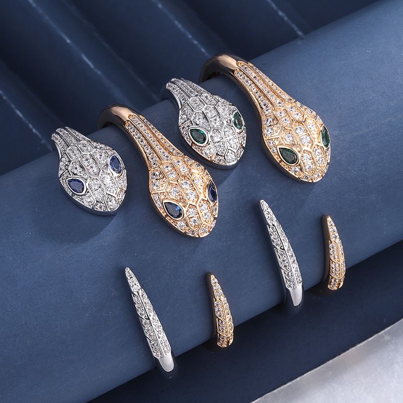 Blue eye spirit Snake Bracelet European and American fashion exotic treasure family female inlaid crystal diamond spring open-image-722623476