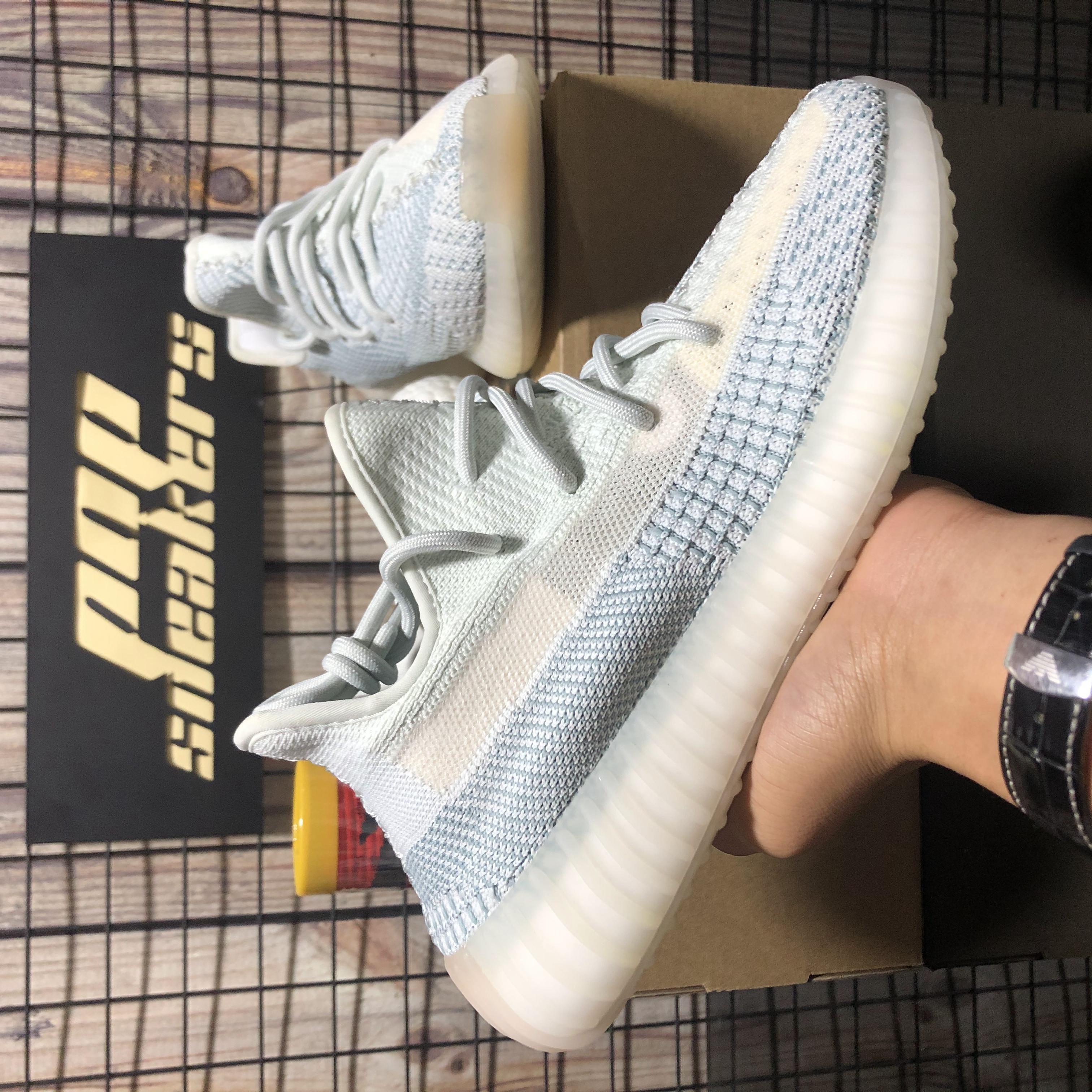 

Top Quality Kanye Running Shoes Sneakers Ash Blue Pearl Stone Cinder Tail Light Black Static Reflective Zebra Israfil Oreo Linen Trainer Sneaker With Box, Gift