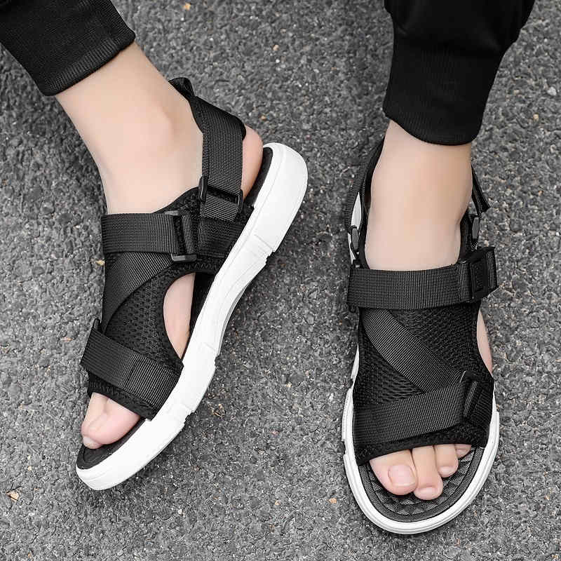 

Men Slippers Flip Flops Woman Swimming Slippers Summer Sandals Slippers Women 2021 Men's Summer Shoes Breathable Flats Croks, Black