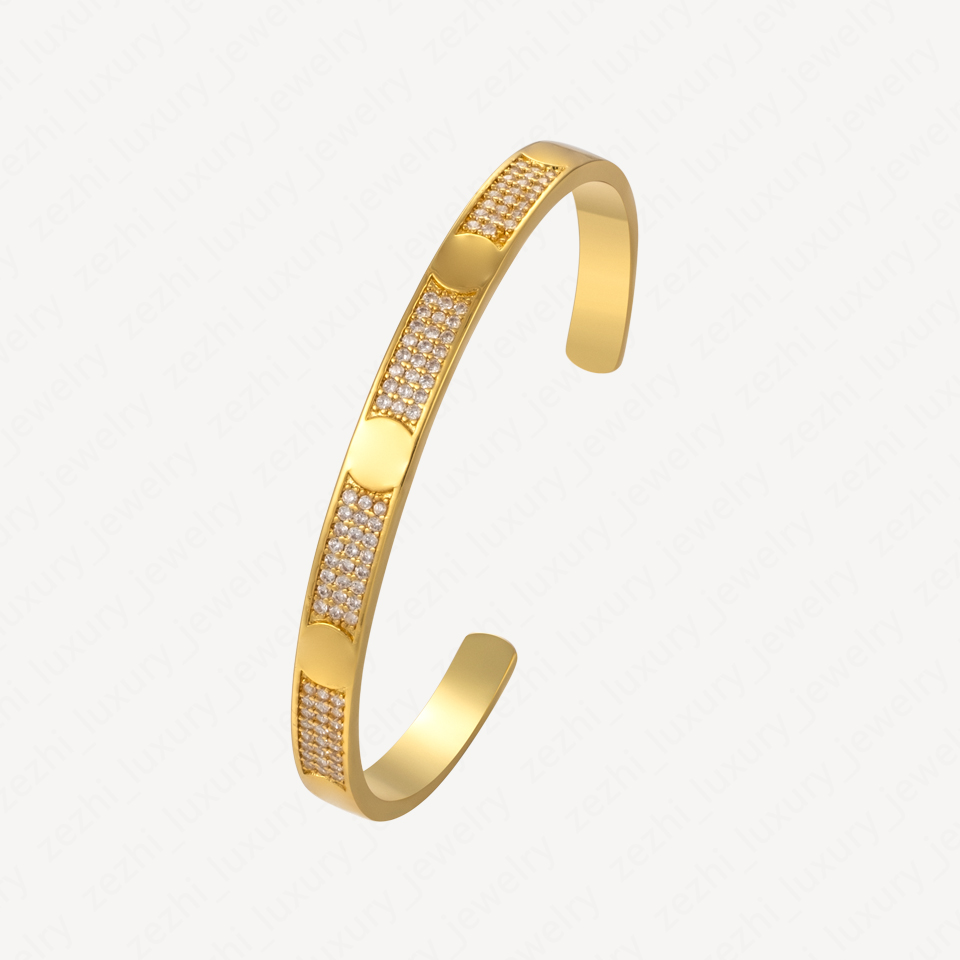 Brand Cuff Bracelets For Women Diamond Bangles 18k Gold Plated Bangle Ice Up Bracelet Fashion Christmas Wedding Accessories With Jewelry Pouches