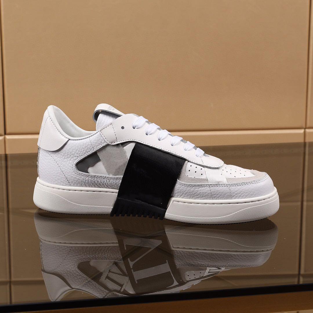 

VALENTINOLuxury leather shoes rhinestone fashion men's lazy dress shoes men's casual diamond shoes gold black size 38-45 Kkb