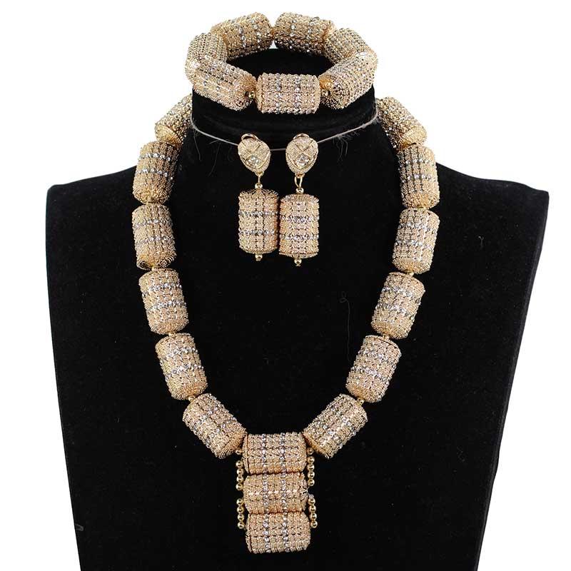 

Earrings & Necklace 2022 Dubai Gold Jewelry Sets Fashion Bridal Gift Nigerian Wedding African Beads Set Chunky Pendant QW1194-1, As pic