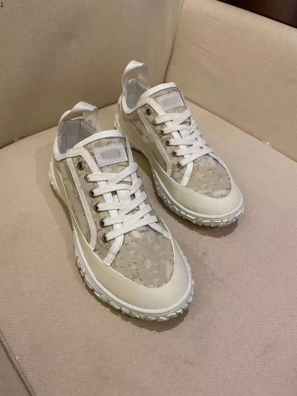 

Fashion 21SS oblique printing platform high-quality men's and women's triple retro shoes, shoe size 35-46 MJKJJ003