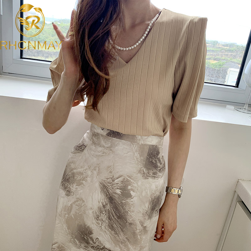 

korea chic 2021 new fashion women elegant knitted shirts summer short puff sleeve women v-neck knit shirts swimwear bathing suits swimsu, Black;gray