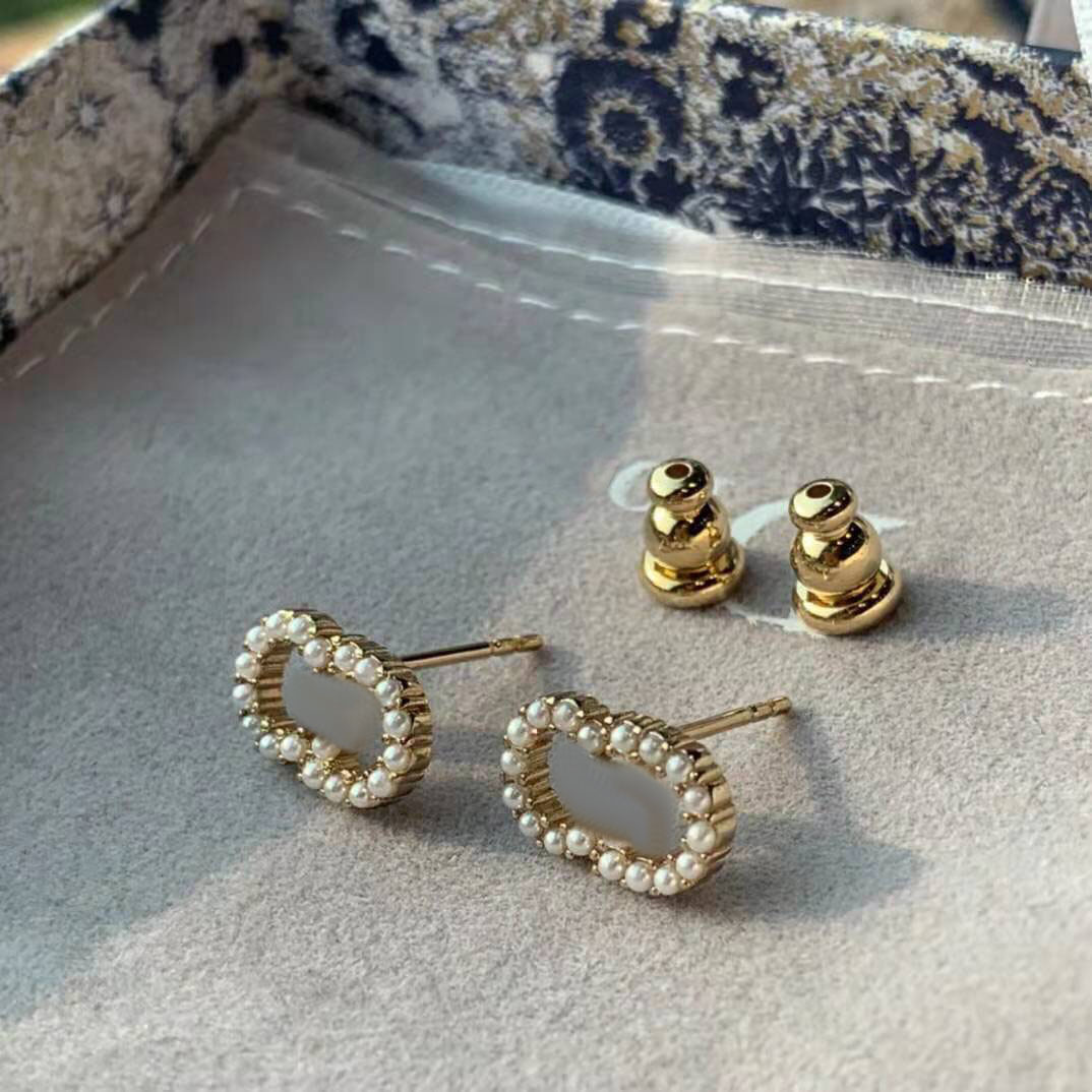 

Top Quality Brass Women Designer Studs Retro Full Small Pearl Copper Trendy Hoops Engagement Jewelry Lady Party Gifts, Golden;silver