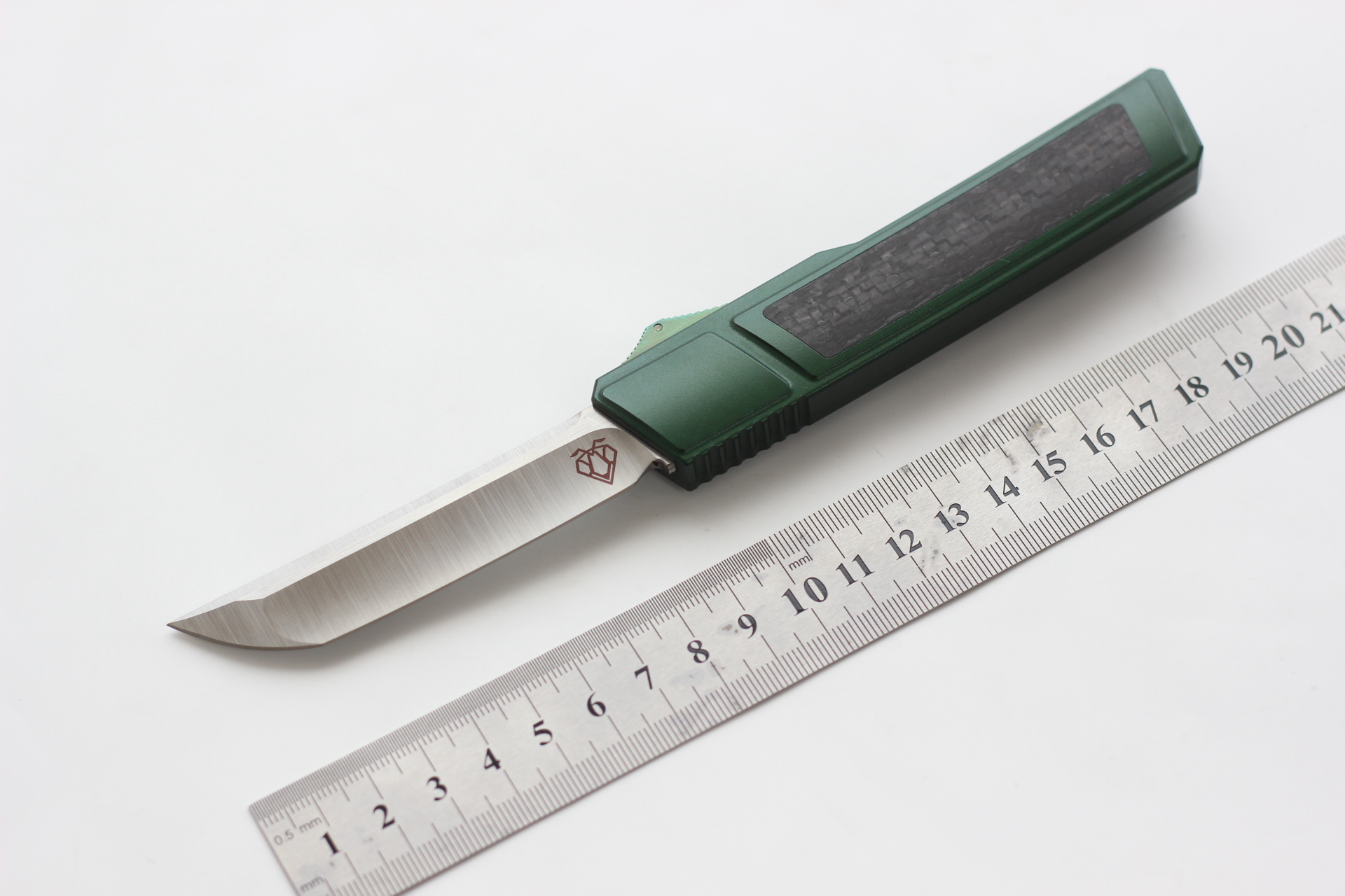 

High quality VESPA Ripper folding Knife Blade:M390(Satin) Handle:7075Aluminum + CF,Outdoor camping survival knives EDC tools