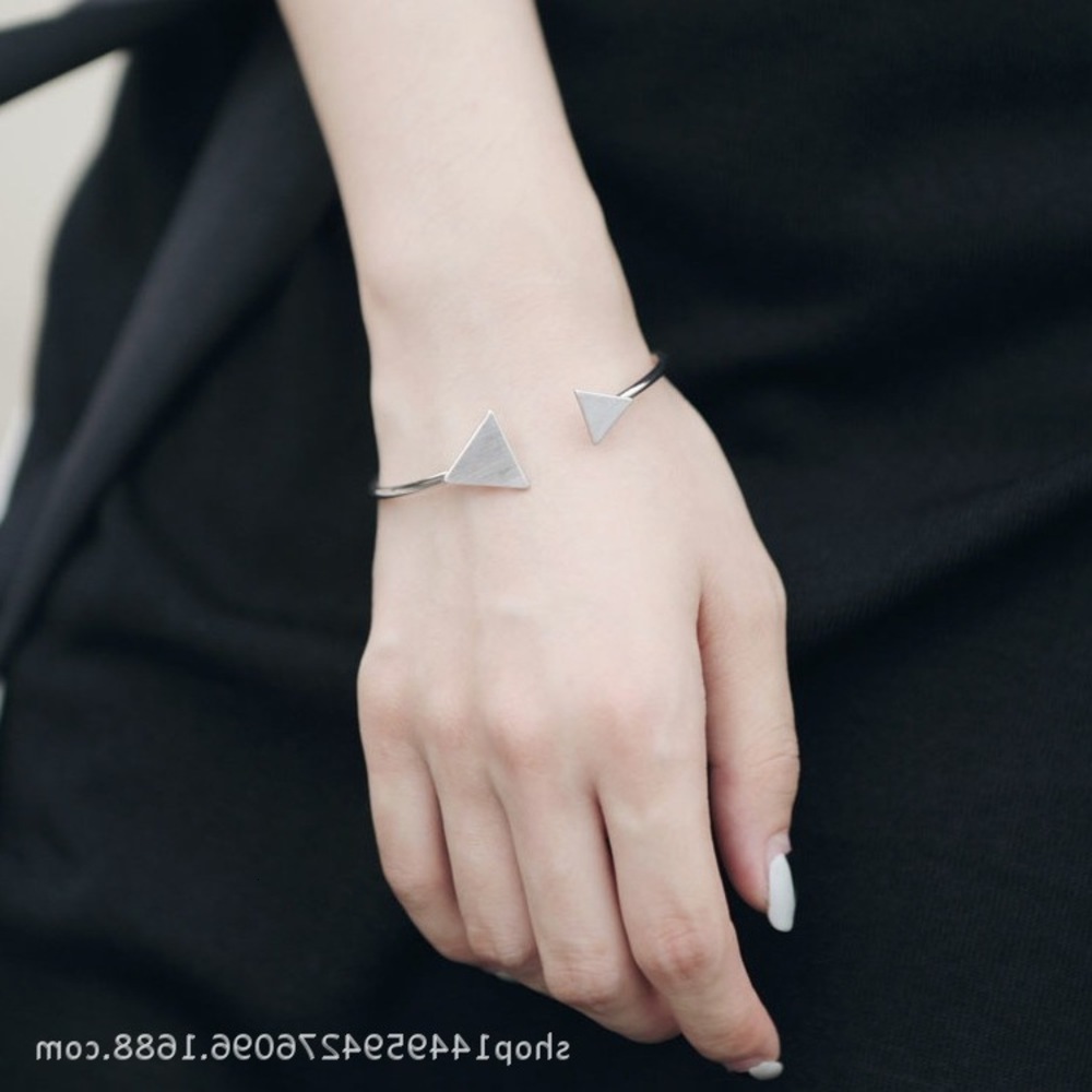 

Hand catenary Bracelet Qingdao jewelry bracelet alloy, Golden;silver