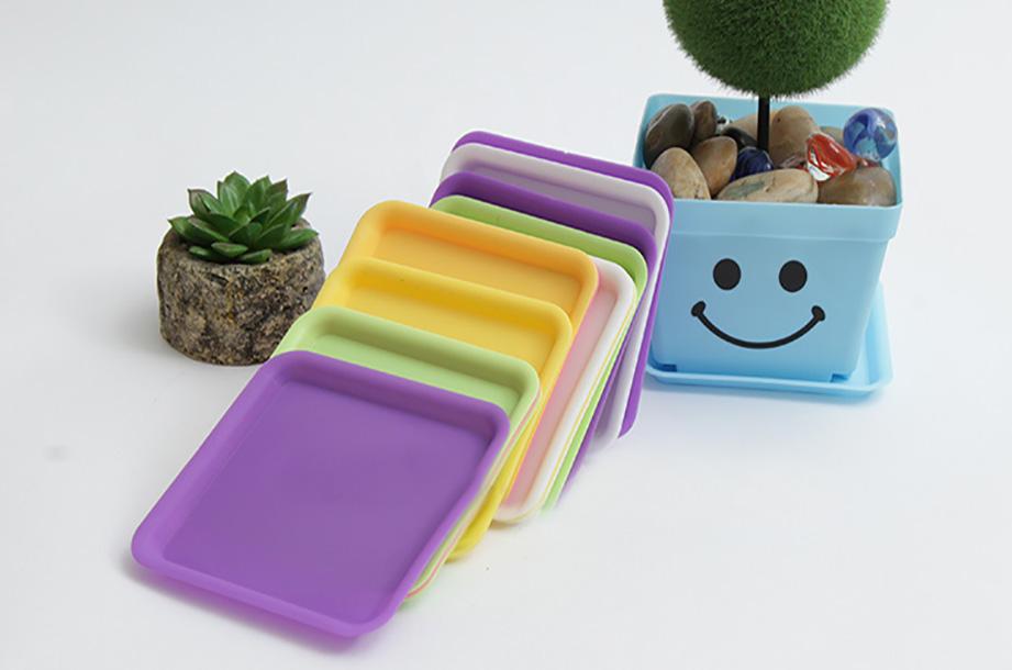 

Smoking Accessories Colorful Square Portable Plastic Mini Preroll Scroll Roll Tray Holder Dry Herb Tobacco Grinder Smok Plate Hottest Cake XHH21-408