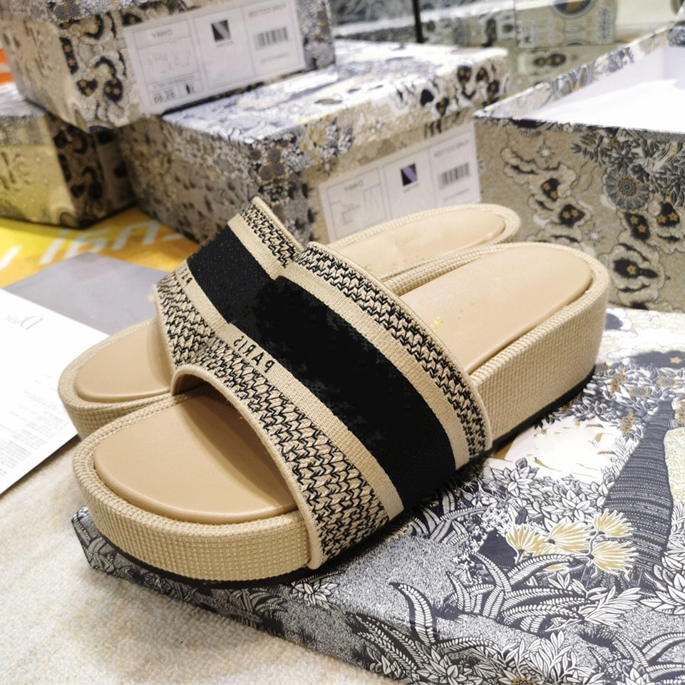 

2021 Blue Oblique Embroidered Cotton Platform Heel Sandals Jacquard, Black