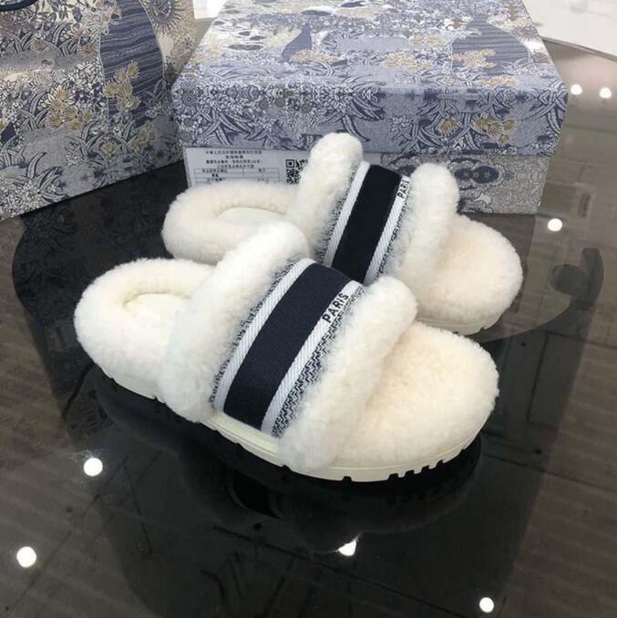 

Designer women wool sandals selling Slippers Woman Slipper Shoes Autumn Winter slides Sandal with box size 35-42 02, Color 23