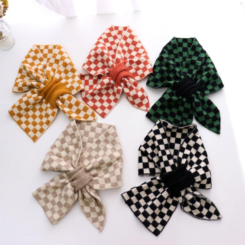 

Scarves 2021 Arrival Fashion Scarf Female Korea Style Perforation Cross Knitting Winter Warm Women